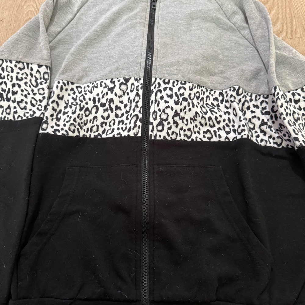 Gray and Black Leopard Print Zip-Up Hoodie